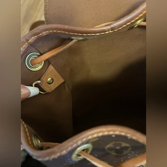 Louis Vuitton Montsouris PM Monogram Backpack - Picture 15 of 17